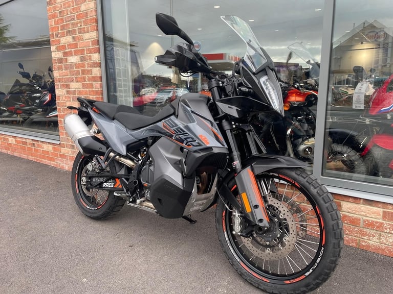 KTM 890 ADVENTURE 22