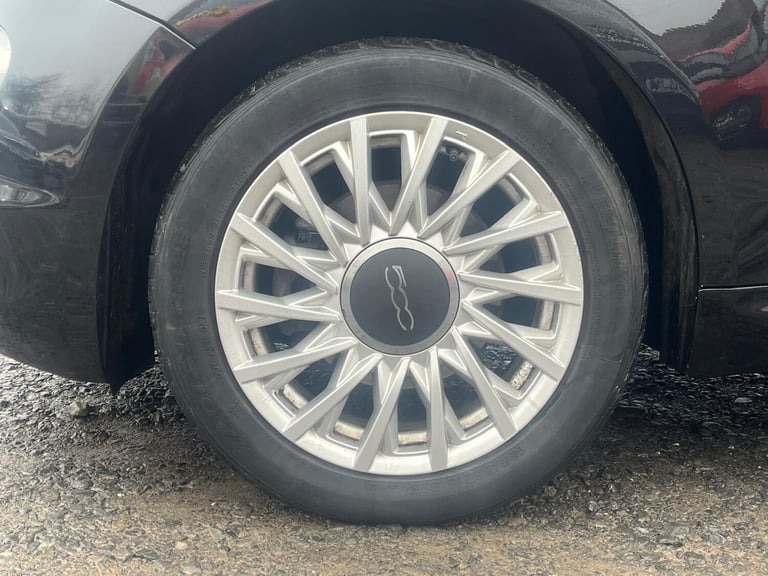 2016 Fiat 500 0.9 TwinAir 105 Lounge 3dr HATCHBACK Petrol Manual