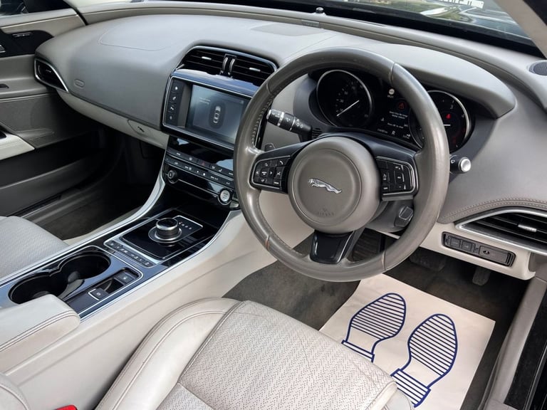 2017 17 JAGUAR XE 2.0D PORTFOLIO SALOON 4DR DIESEL AUTO EURO 6 (S/S) (180 PS) DI