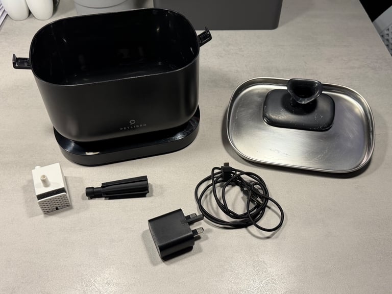 PETLIBRO Dockstream Automatic Pet Water Fountain PLWF115 Use Good Condition
