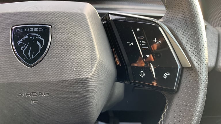 2024 Peugeot 3008 1.2 HYBRID GT SUV 5dr Petrol Hybrid e-DSC6 Euro 6 (s/s) (136 ps) SUV Hybrid Aut...