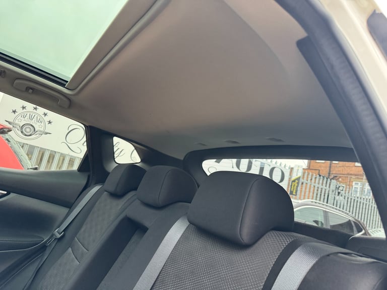 2017 Nissan Qashqai 1.2 DIG-T N-Connecta SUV 5dr Petrol XTRON 2WD Euro 6 (s/s)