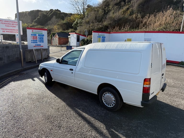 Ford, ESCORT 55TD, Car Derived Van, 2001, 1753 (cc)