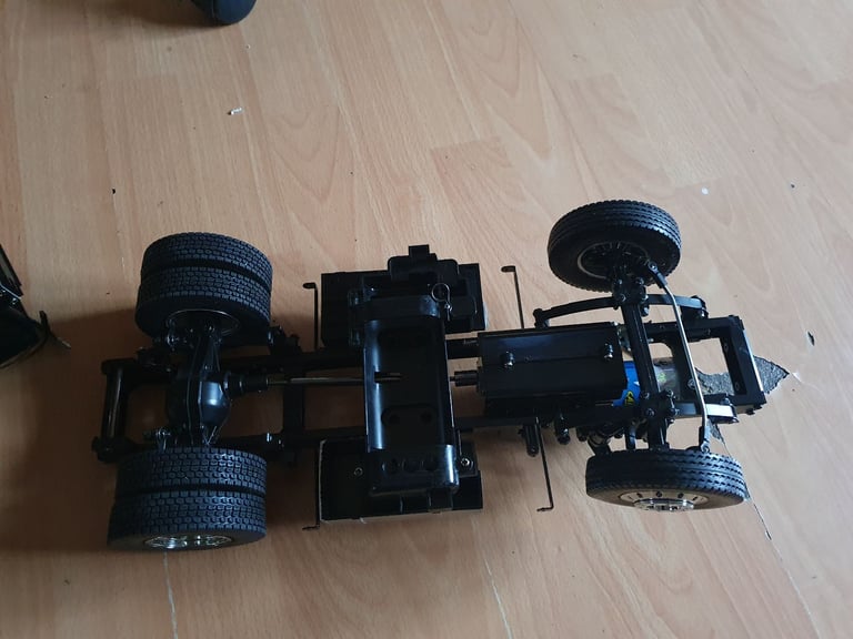 Rc tamiya 1/14 scale 2x roller truck chassis for reefer trailer 