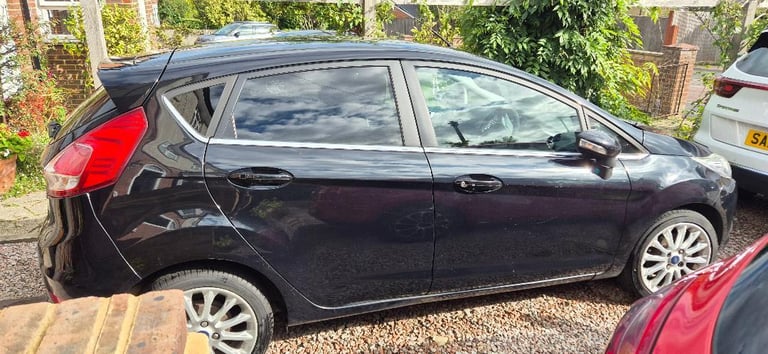 Ford, FIESTA, Hatchback, 2014, Manual, 998 (cc), 5 doors