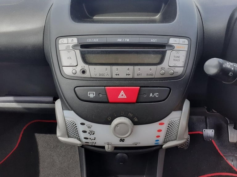 2012 Citroen C1 1.0i VTR Euro 5 5dr HATCHBACK Petrol Manual