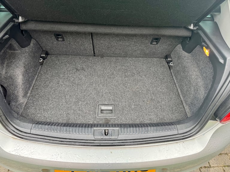 Volkswagen, POLO, Hatchback, 2012, Manual, 1198 (cc), 5 doors