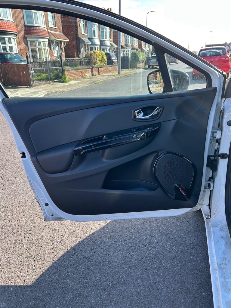 Renault, CLIO, Hatchback, 2014, Manual, 1149 (cc), 5 doors