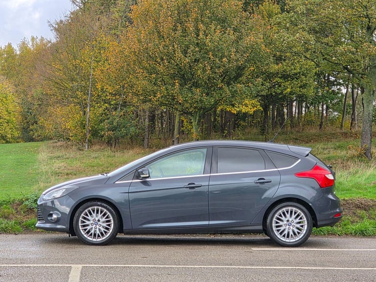 2013 Ford Focus 1.6 TDCi Zetec Euro 5 (s/s) 5dr Hatchback Diesel Manual