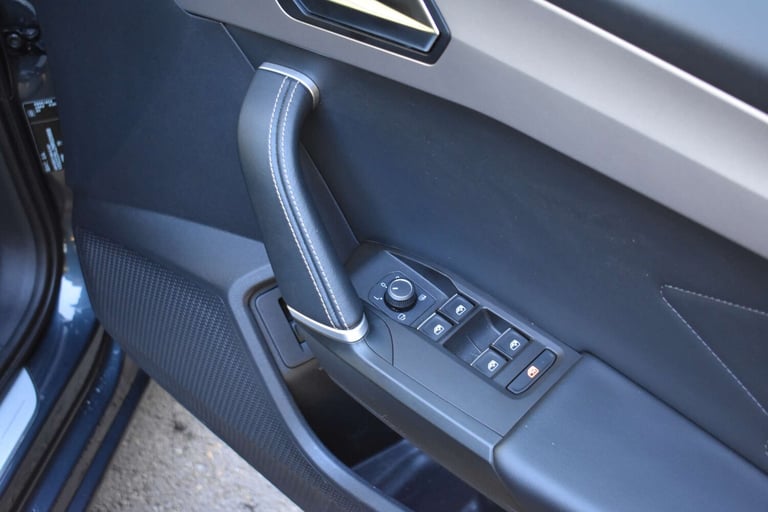 2021 SEAT Leon 1.4 eHybrid Xcellence Lux 5dr DSG HATCHBACK PETROL/ELECTRIC Automatic