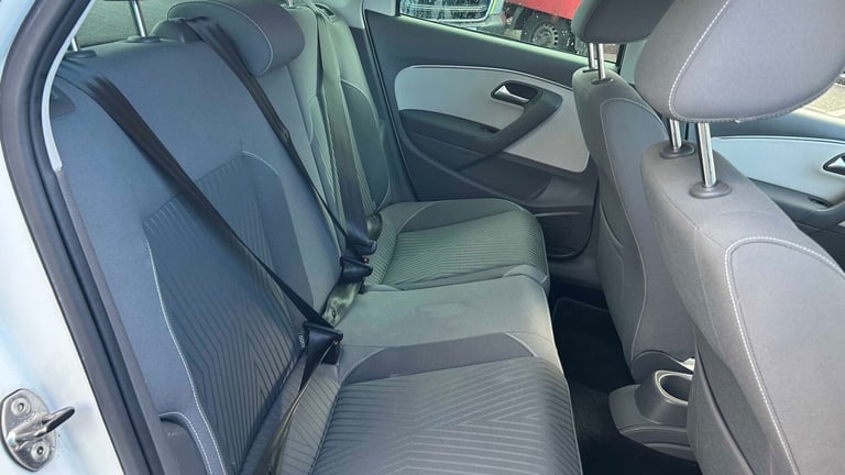 2015 Volkswagen Polo 1.2 TSI SE Design 5dr Hatchback Petrol Manual