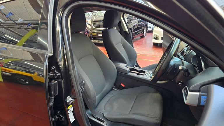  Jaguar XE 2.0 GTDi SE Auto Euro 6 (s/s) 4dr Petrol Automatic