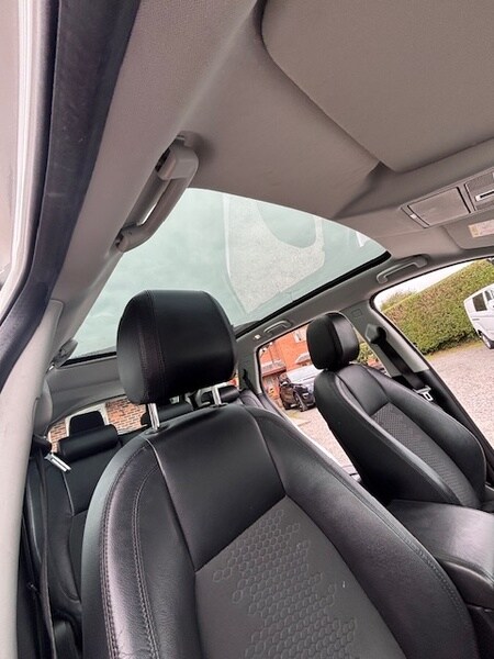 Land Rover Discovery Sport TD4 SE TECH WHAT A CAR 2 PREVIOUS OWNERS MAIN DEALER