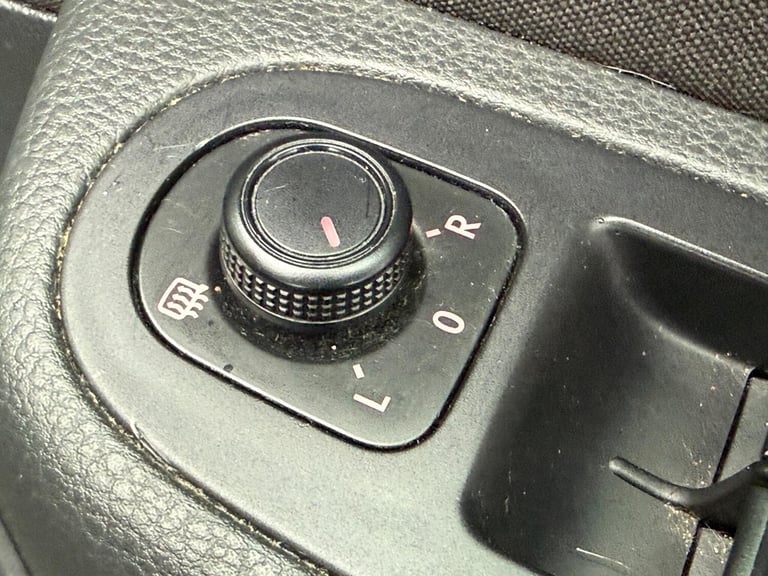 2018 Volkswagen Sharan 2.0 TDI SE Nav DSG Euro 6 (s/s) 5dr MPV Diesel Automatic