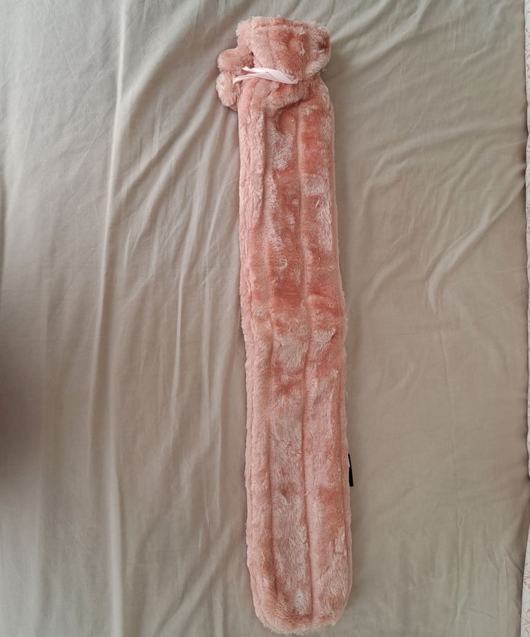Brand New, Long, 72cm, 2L Hot Water Bottle with Fluffy Pink Cover for Sale