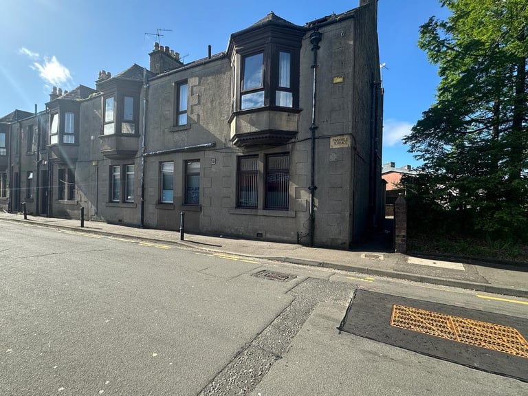 2 Bedroom Ground Floor Flat to rent Leven
