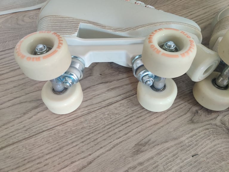 Rio Roller Rose Quad Roller Skates - Rose Cream