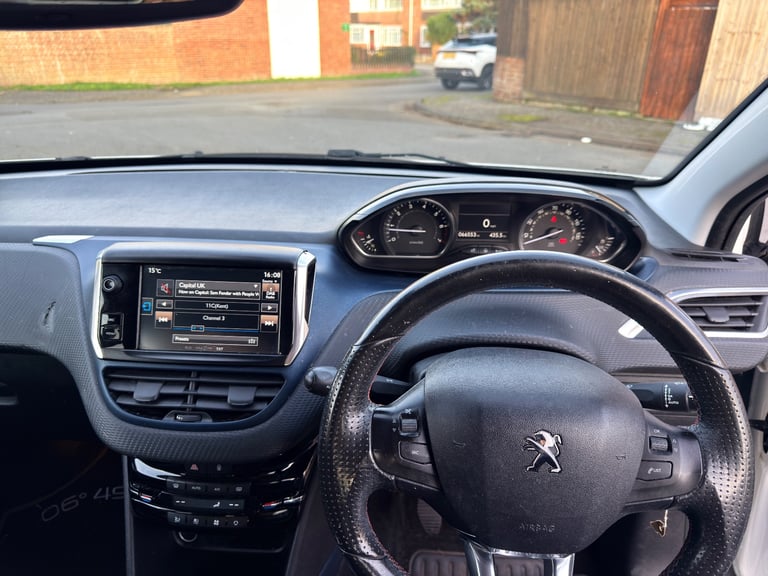 Peugeot, 2008, Hatchback, 2014, Manual, 1199 (cc), 5 doors