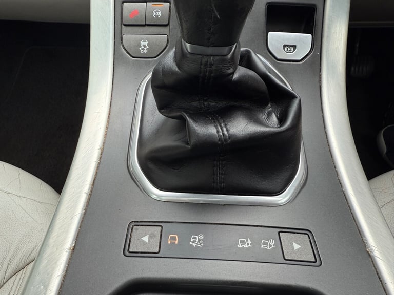 2011 Land Rover Range Rover Evoque 2.2 SD4 Pure 5dr [Tech Pack] ESTATE Diesel Manual