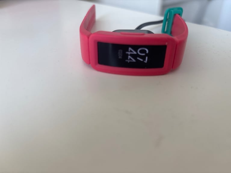 Fitbit ace 2 kids activity tracker watch