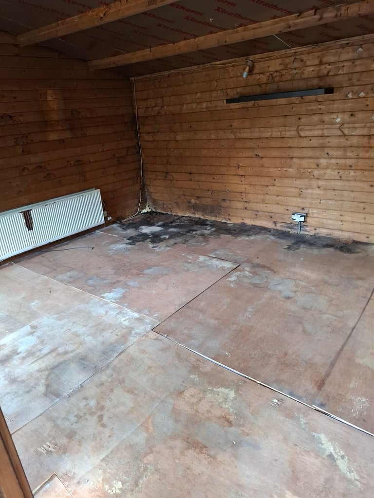 Shed large 16 x 19 feet. 