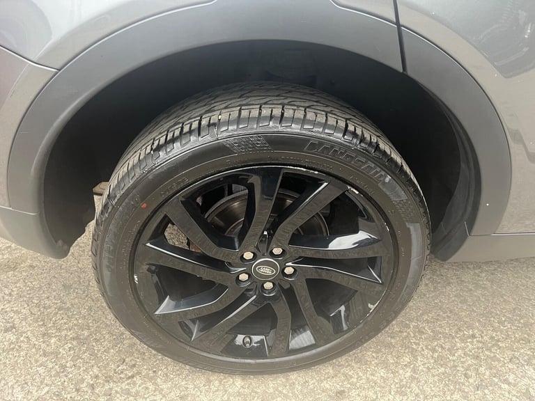 2018 Land Rover Discovery Sport 2.0 TD4 HSE Black Auto 4WD Euro 6 (s/s) 5dr ESTATE Diesel Automatic