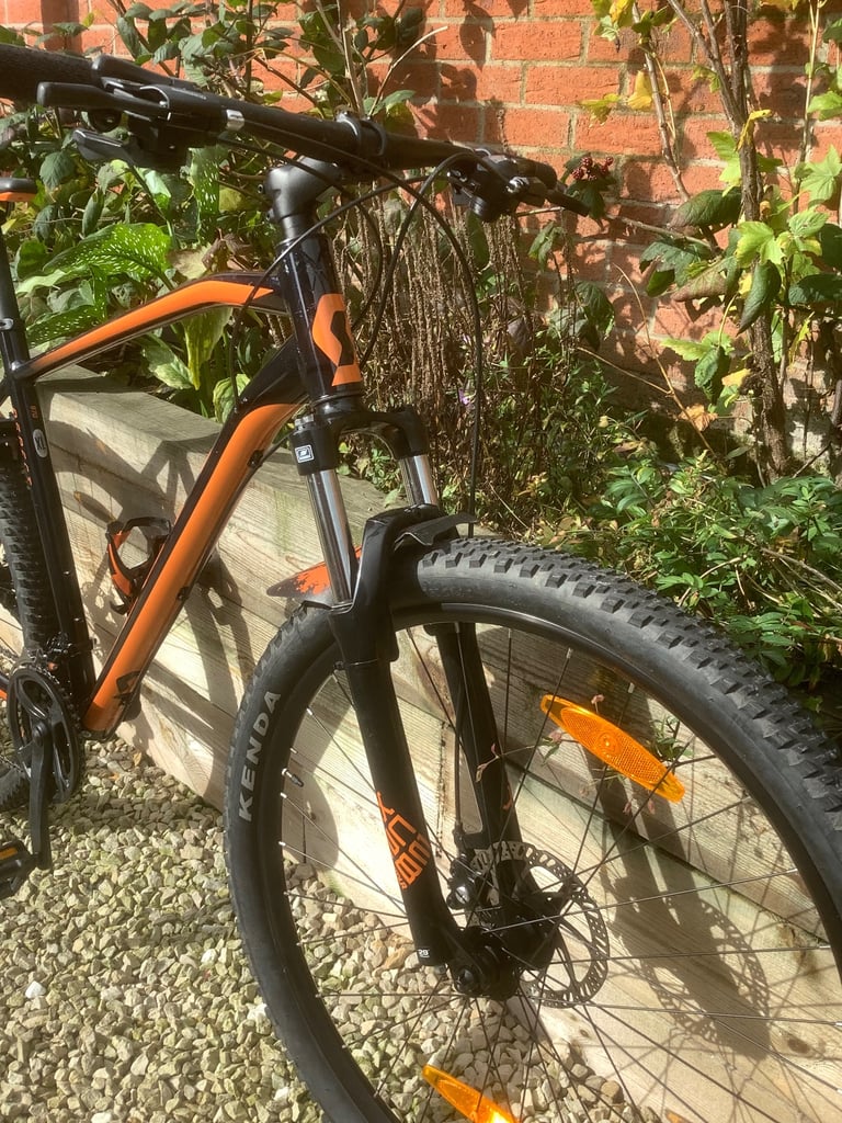 Scott Aspect 970 Mountain Bike ,