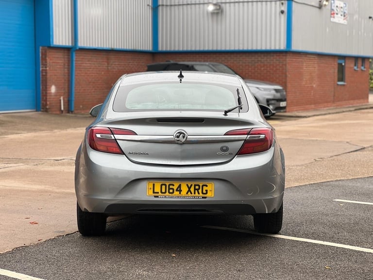 2015 Vauxhall Insignia 2.0 CDTi ecoFLEX Design Nav 5dr [Start Stop] HATCHBACK DIESEL Manual