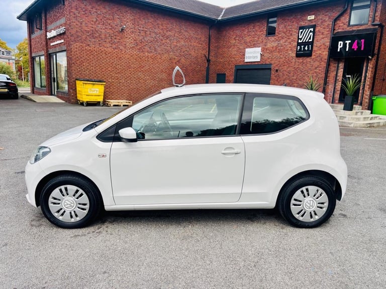 VOLKSWAGEN UP 1.0 Move up! 2014