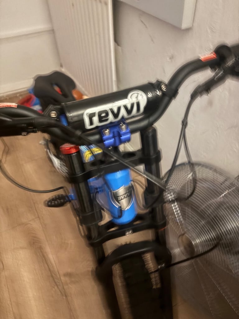 Revvi bike 18inch 