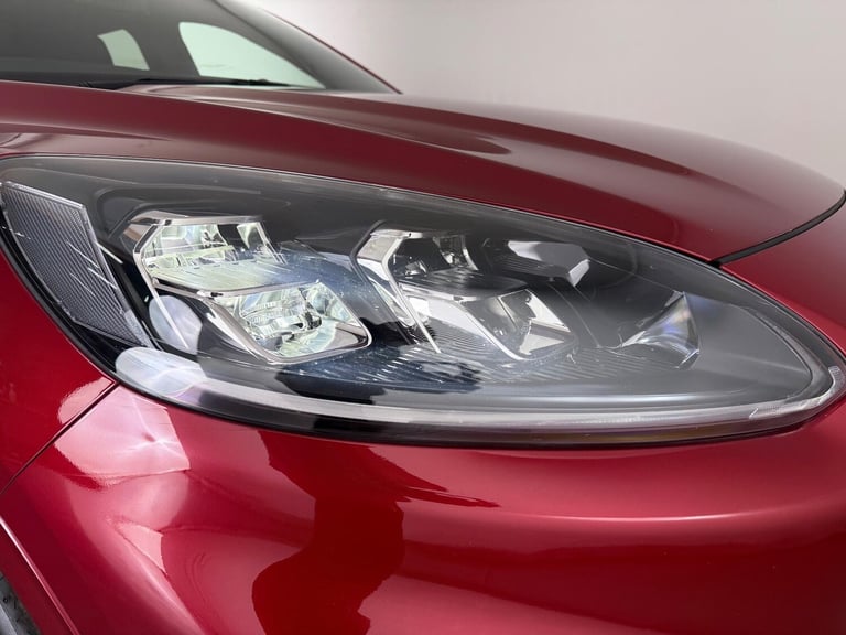 2022 Ford Kuga 2.5 EcoBoost Duratec 14.4kWh ST-Line CVT Euro 6 (s/s) 5dr HATCHBACK Petrol/Electri...