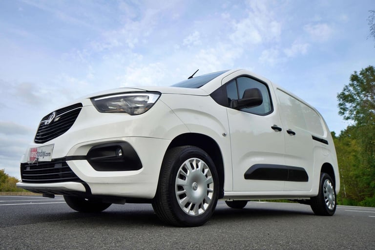 2022 Vauxhall Combo 1.5 Combo 2300 Sportive L2 LWB + 3 Seater + Twin Slider + Top Spec Van Panel ...