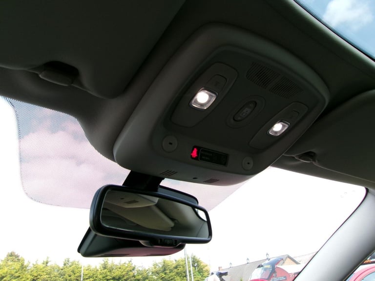 2019 Renault Kadjar 1.5 Blue dCi S Edition Euro 6 (s/s) 5dr HATCHBACK Diesel Manual