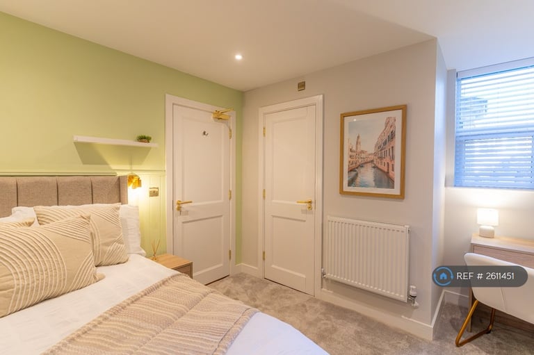 1 bedroom in Queens Road, Portsmouth, PO2 (#2611451)