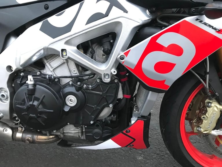 APRILIA TUONO 1100 V4 FACTORY, 2016(16), 3 OWNERS, IMMACULATE CONDITION, £6795