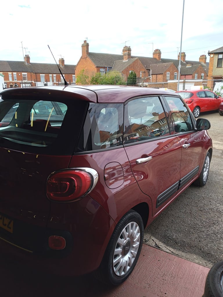 2013 Fiat 500L 1.3 Multijet 85 Easy 5dr Dualogic MPV Diesel Automatic