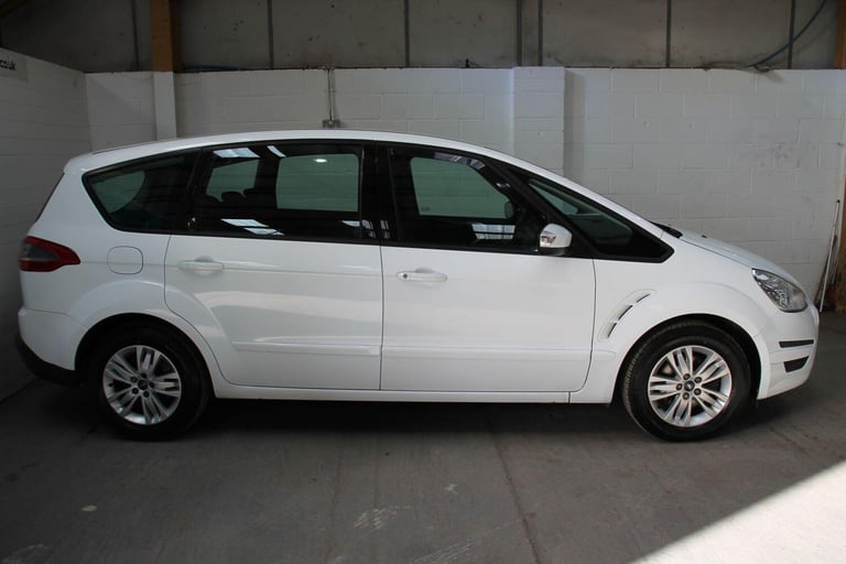 2014 Ford S-Max 1.6 TDCi Zetec Euro 5 (s/s) 5dr MPV Diesel Manual