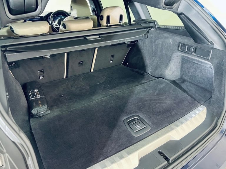 2021 BMW 3 Series 2.0 330e 12kWh M Sport Pro Edition Touring 5dr Petrol Plug-in Hybrid Auto E Est...