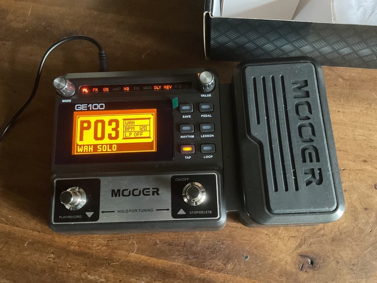 Yamaha AEX500 (plus freebie)