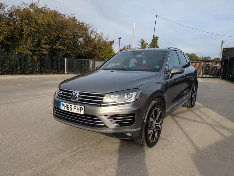 2016 Volkswagen Touareg 3.0 V6 TDI BlueMotion Tech 262 R-Line 5dr Tip Auto ESTATE Diesel Automatic
