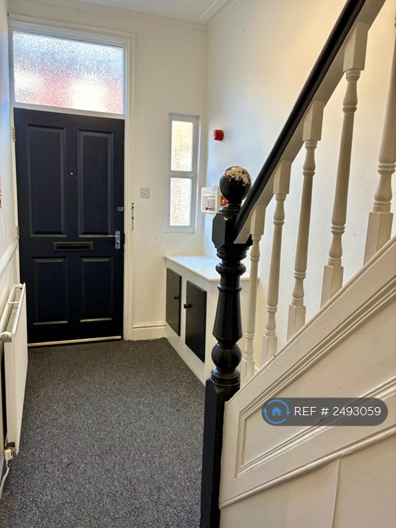 5 bedroom house in Patterdale Road, Liverpool, L15 (5 bed) (#2493059)