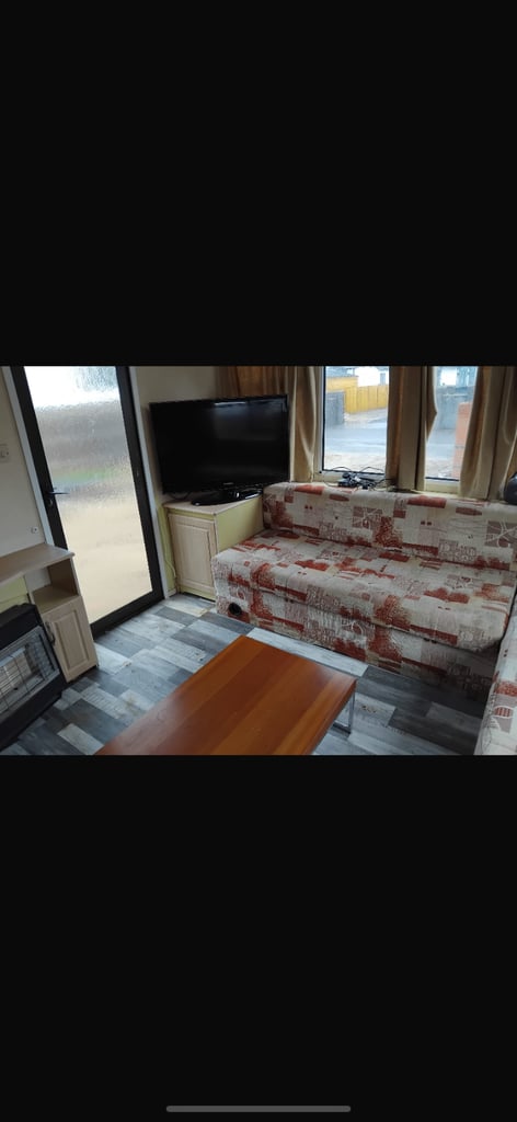 🏡 2-Bed Static caravan for rent -Winchester 