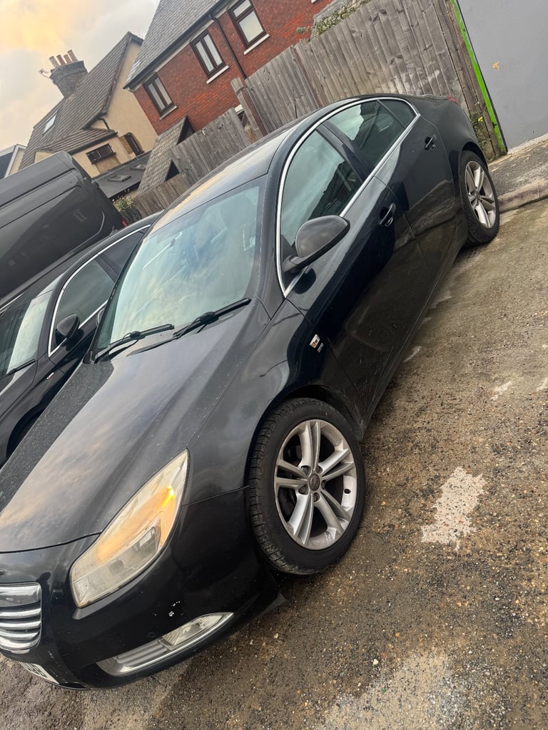 Vauxhall, INSIGNIA, Saloon, 2011, Manual, 1956 (cc), 4 doors