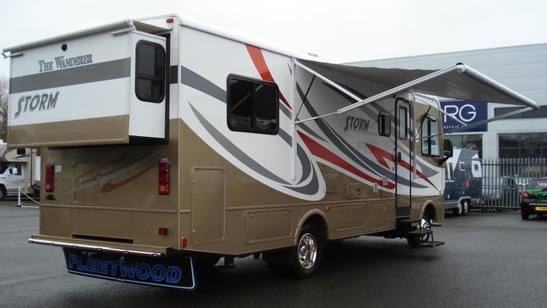 Fleetwood Storm 28F american motorhome rv  LPG AUTOMATIC 2012
