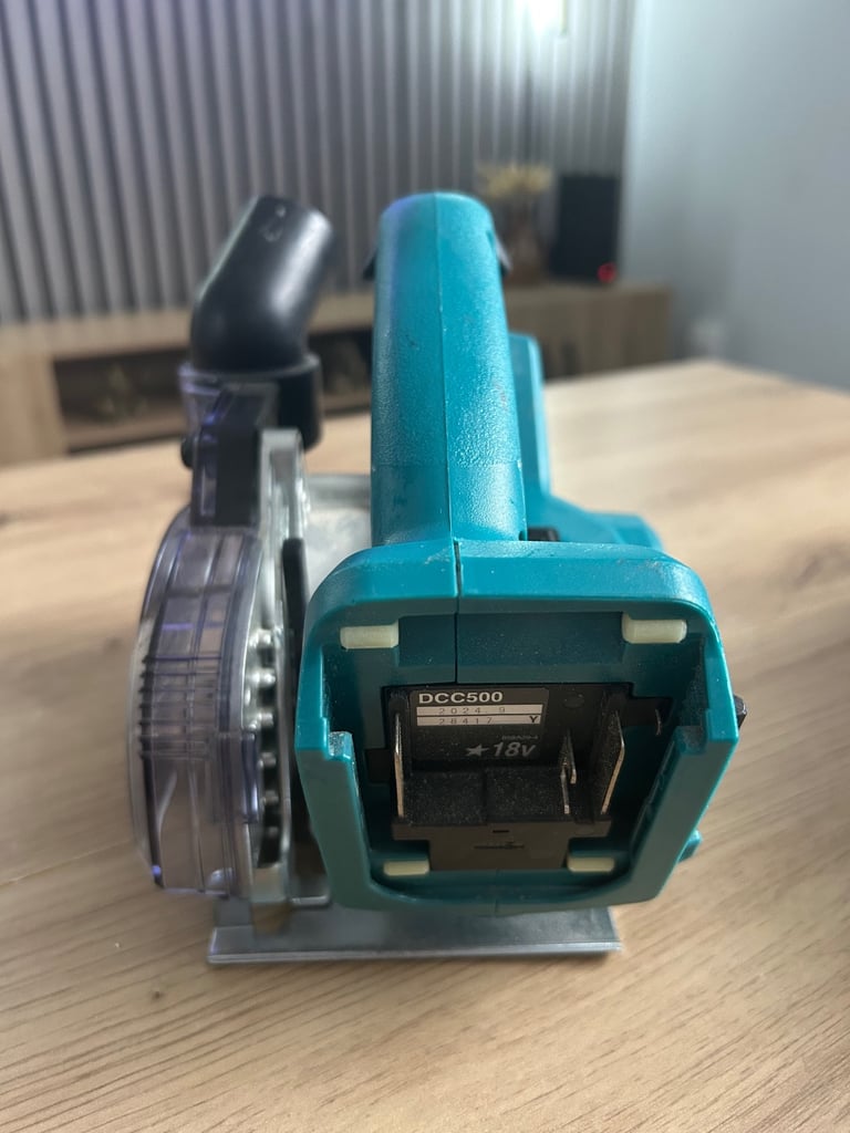 Makita 18v LXT Disc Cutter