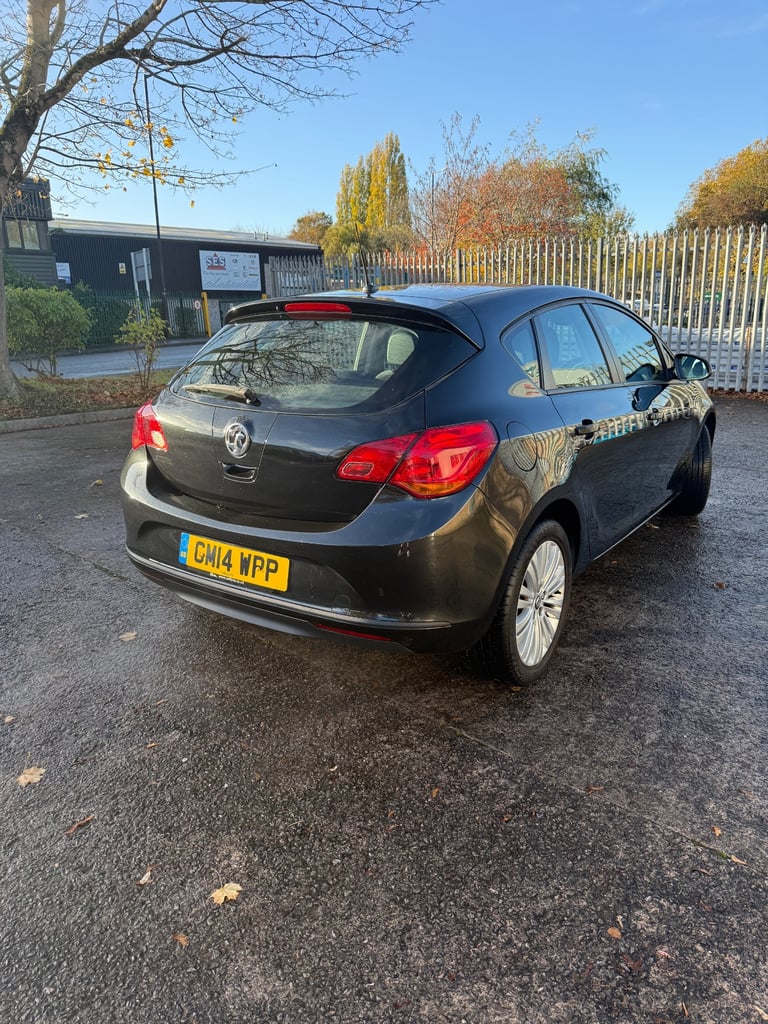 Vauxhall, ASTRA, Hatchback, 2014, Manual, 1598 (cc), 5 doors