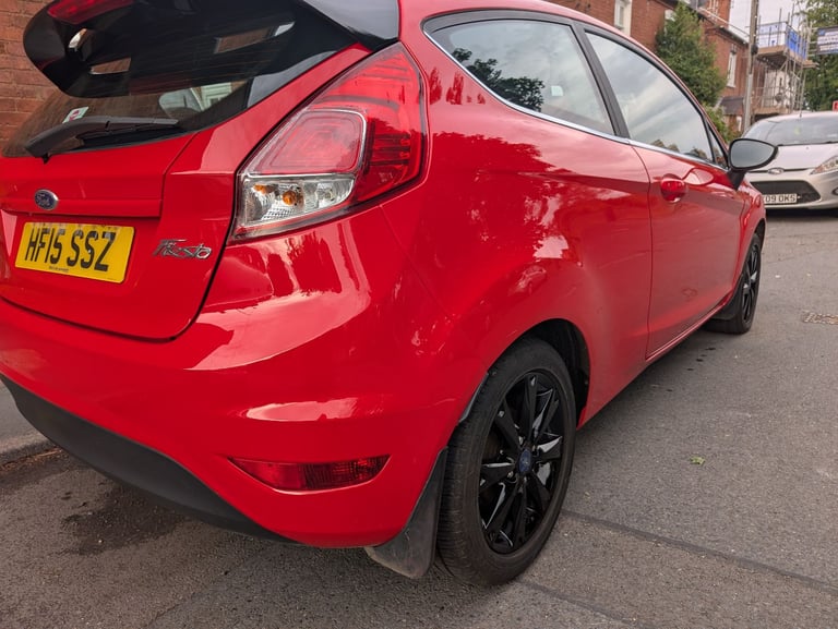 Ford, FIESTA, Hatchback, 2015, Manual, 1241 (cc), 3 doors