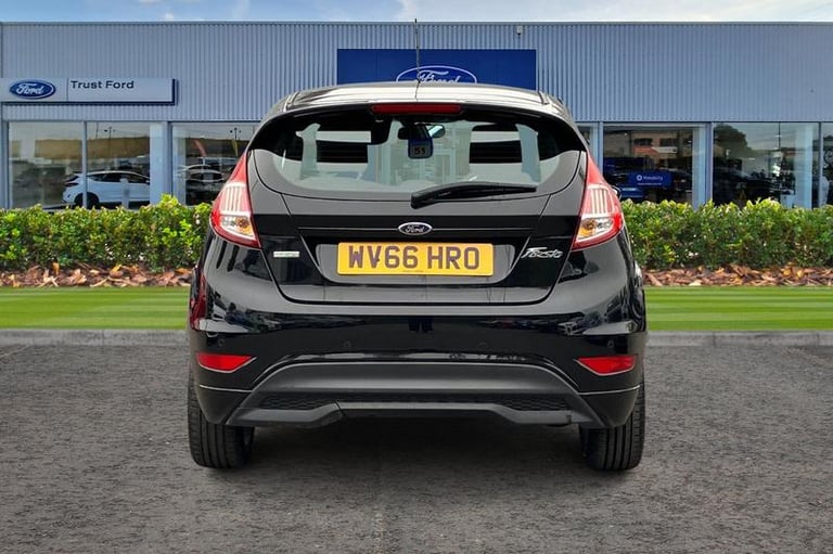 2016 Ford Fiesta 1.0 EcoBoost ST-Line Navigation 3dr Manual Hatchback Petrol Manual