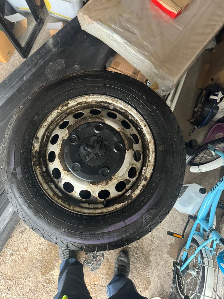 2018 Peugeot expert 16inch wheels and Tyers