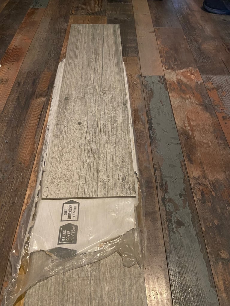 Ceramic floor tiles 